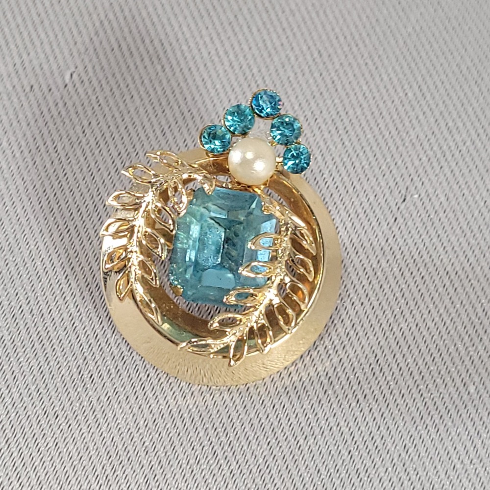 Coro Brooch‎ Gold Blue Rhinestone Faux Pearl MCM Floral Pin Jewelry